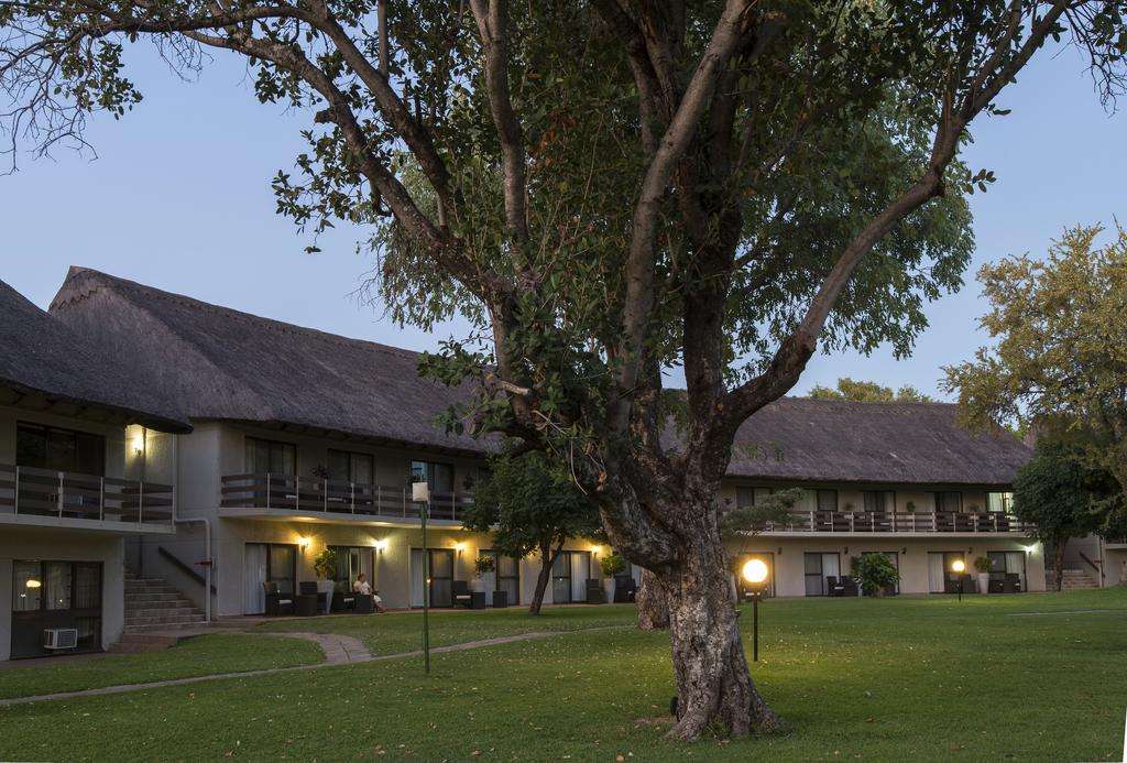 My Travelution - Travel Club - Azambezi River Lodge