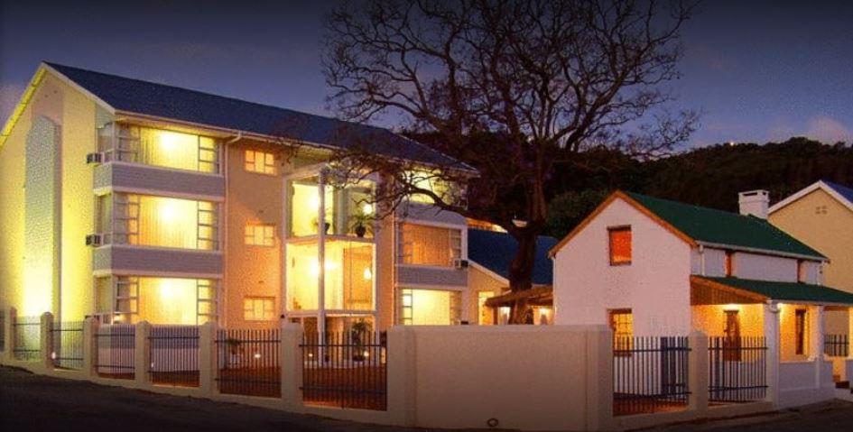 My Travelution - Travel Club - The Russel Hotel