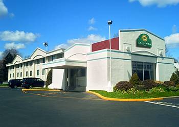 My Travelution - Travel Club - La Quinta Inn Paramus