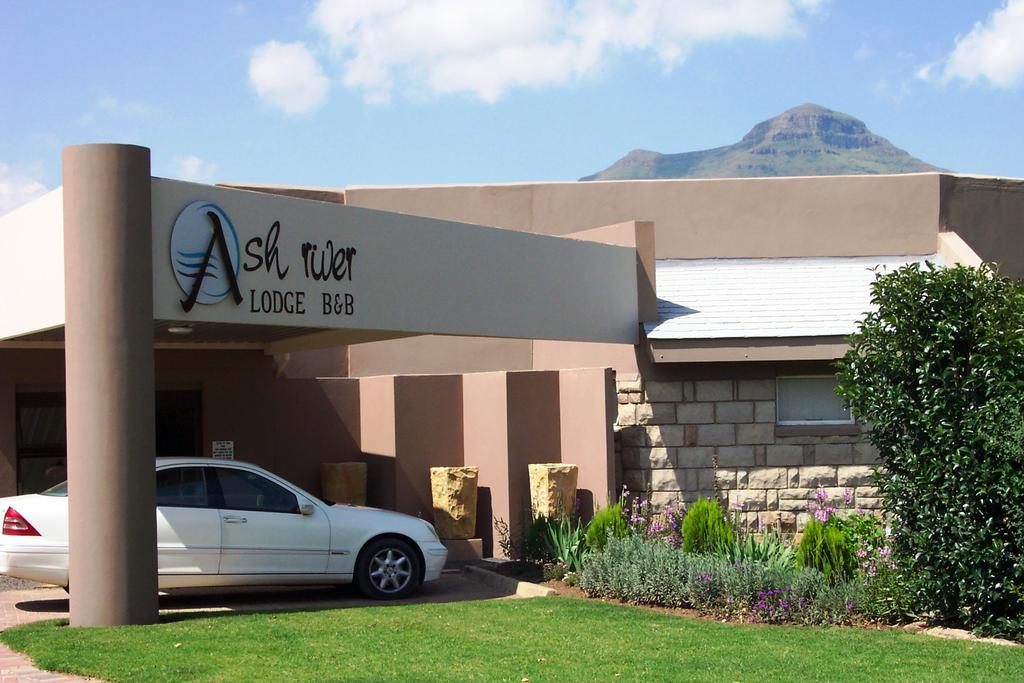 My Travelution - Travel Club - Ash River Lodge & B & B