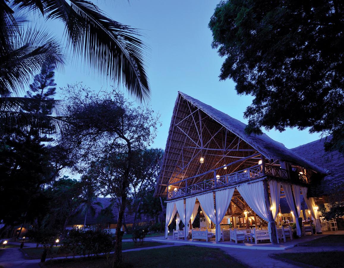 My Travelution - Travel Club - Sandies Tropical Village