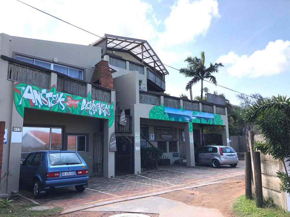 My Travelution - Travel Club - Ansteys Beach Self Catering & Backpackers