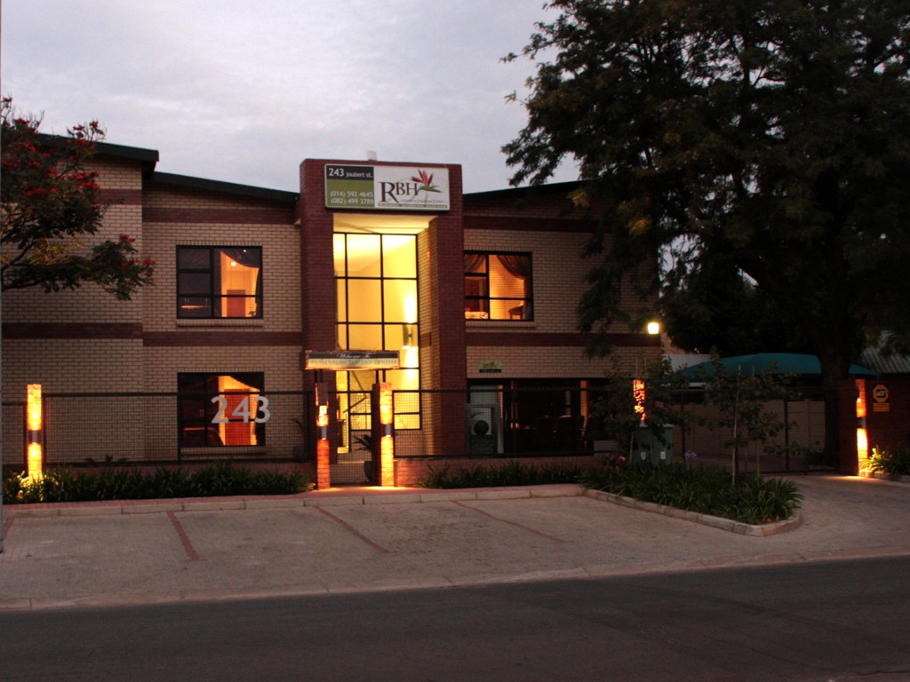My Travelution - Travel Club - Rustenburg Boutique Hotel