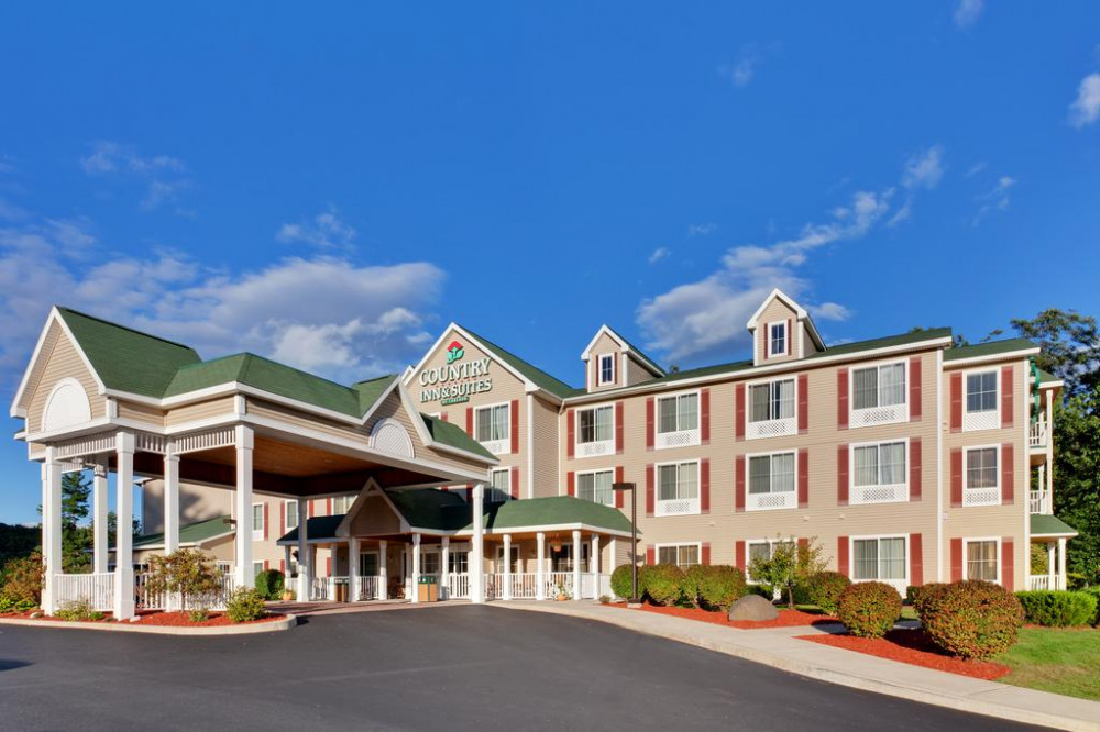 My Travelution - Travel Club - Country Inn & Suites by Radisson, Lake George (Queensbury),