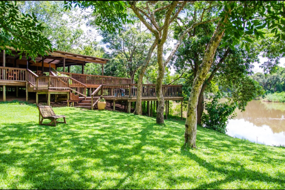 My Travelution - Travel Club - Hippo water front lodge
