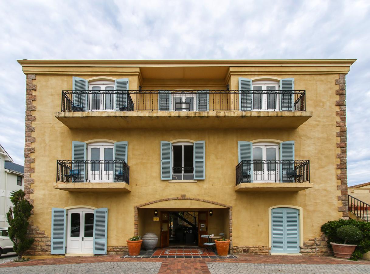 My Travelution - Travel Club - Auberge Burgundy Guest House