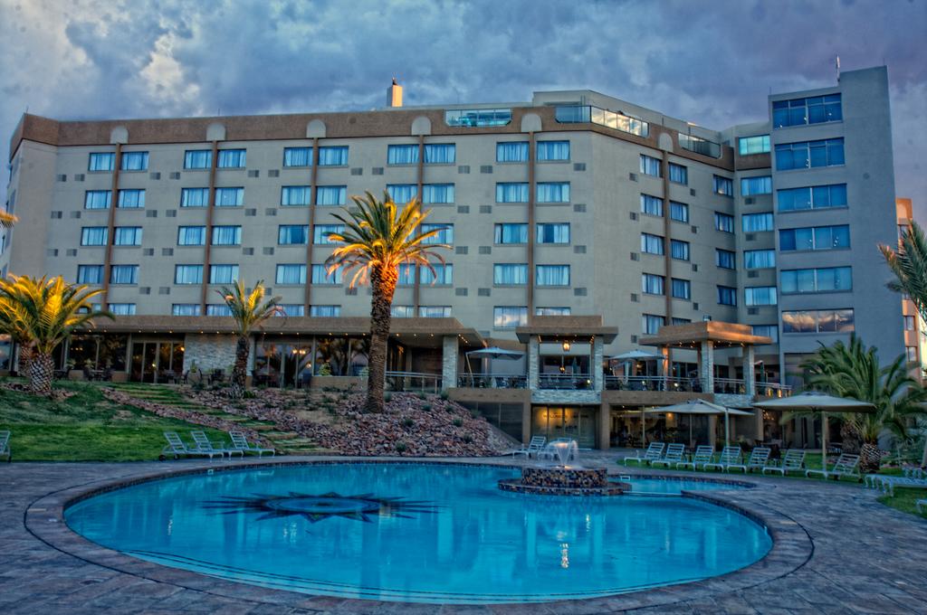 My Travelution - Travel Club - Safari Court Hotel