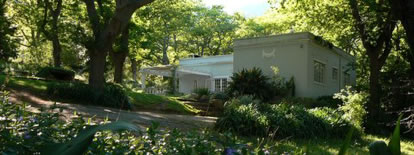 My Travelution - Travel Club - De Trafford Garden Cottage
