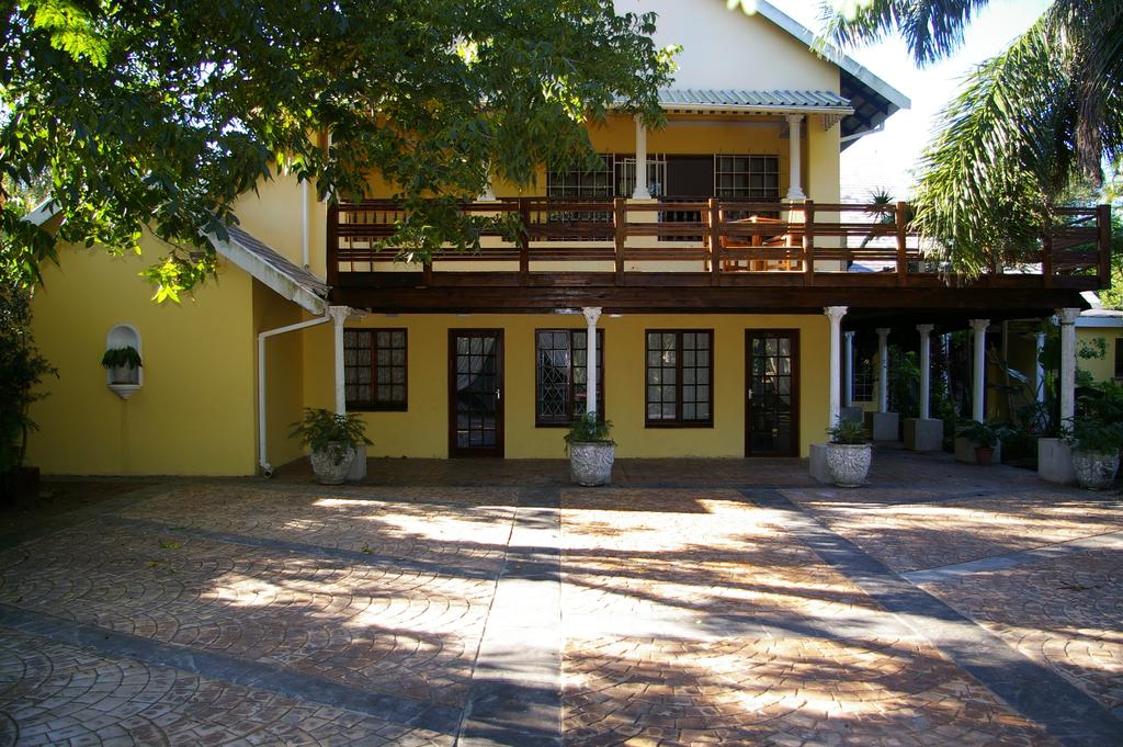 My Travelution - Travel Club - Lalapanzi Guest House