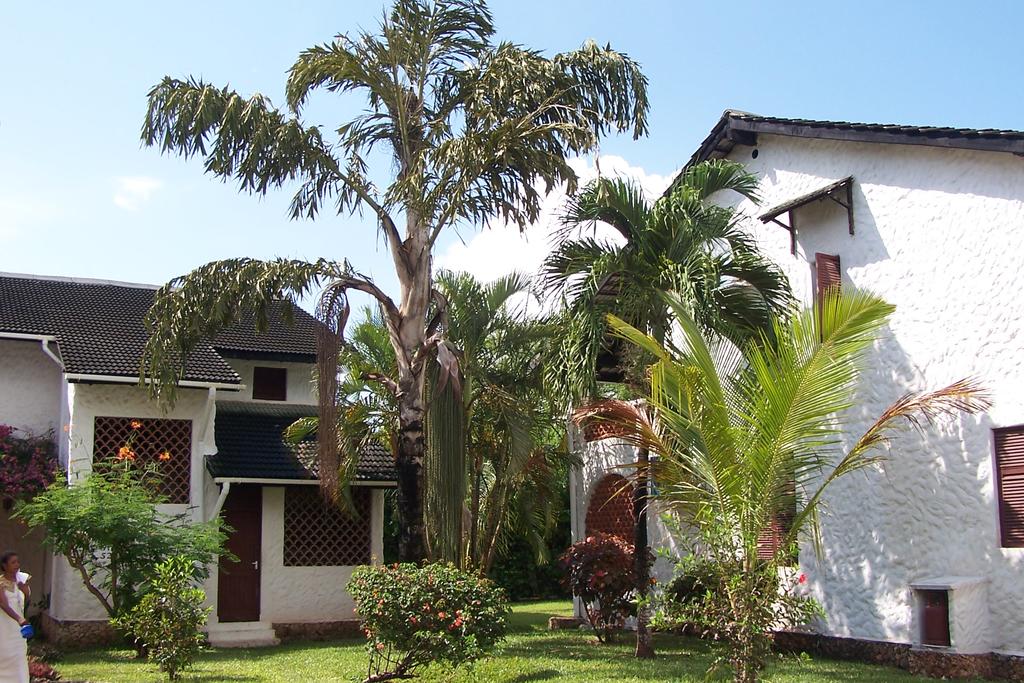 My Travelution - Travel Club - Pinewood Beach Resort & Spa