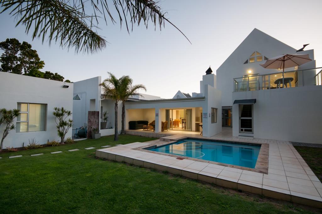 My Travelution - Travel Club - Millard Crescent Guest House