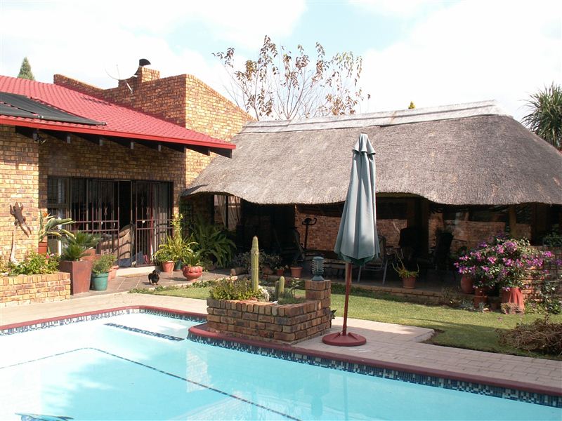 My Travelution - Travel Club - Zon Onder Guest House
