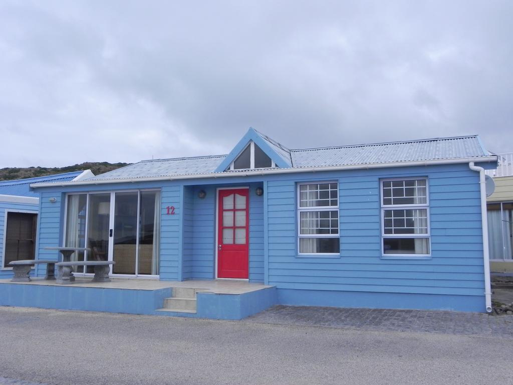 My Travelution - Travel Club - Point Village Guesthouse & Holiday Cottages