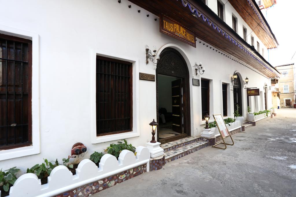My Travelution - Travel Club - Tausi Palace Hotel