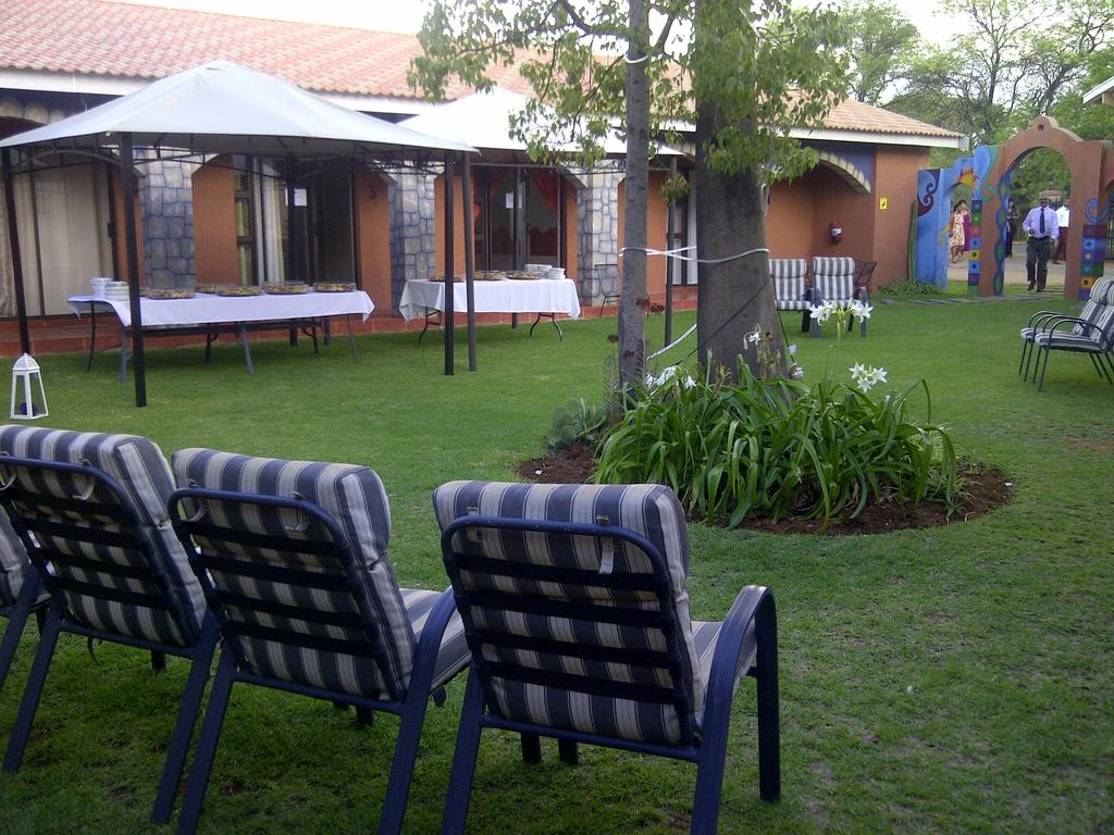 My Travelution - Travel Club - Villa Mexicana Guest House