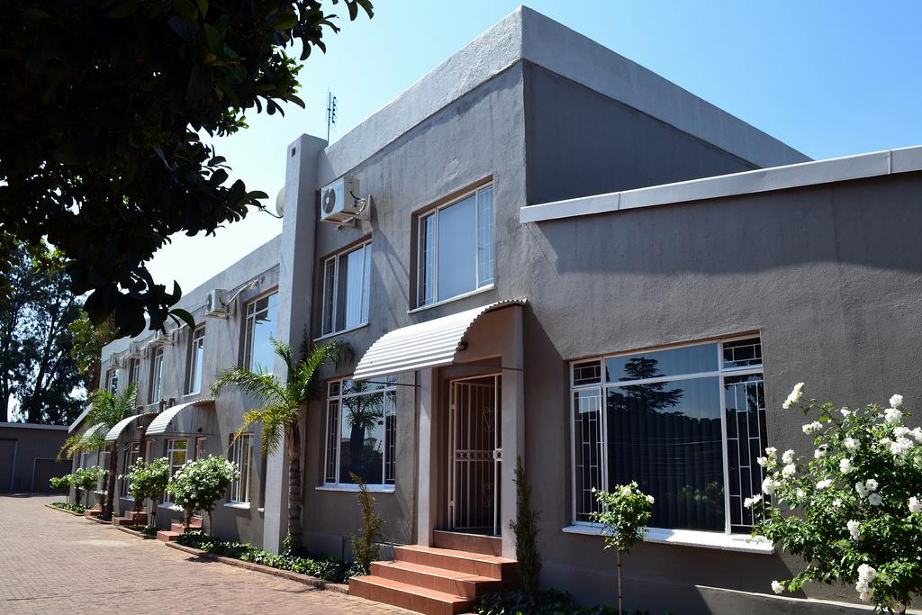 My Travelution - Travel Club - Blue Sparrow Guest House