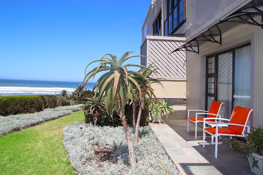 My Travelution - Travel Club - On the Beach Jeffreys Bay