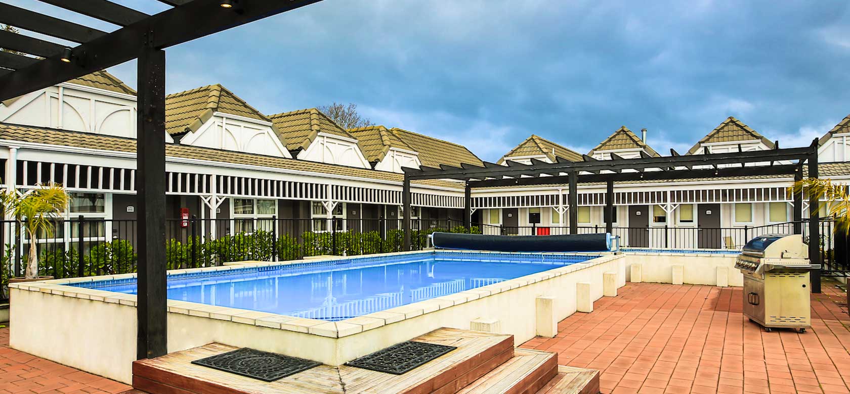 My Travelution - Travel Club - Lake Rotorua Hotel
