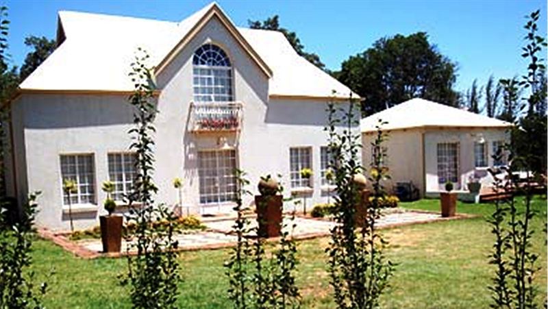 My Travelution - Travel Club - Ancient Days Guest Cottage