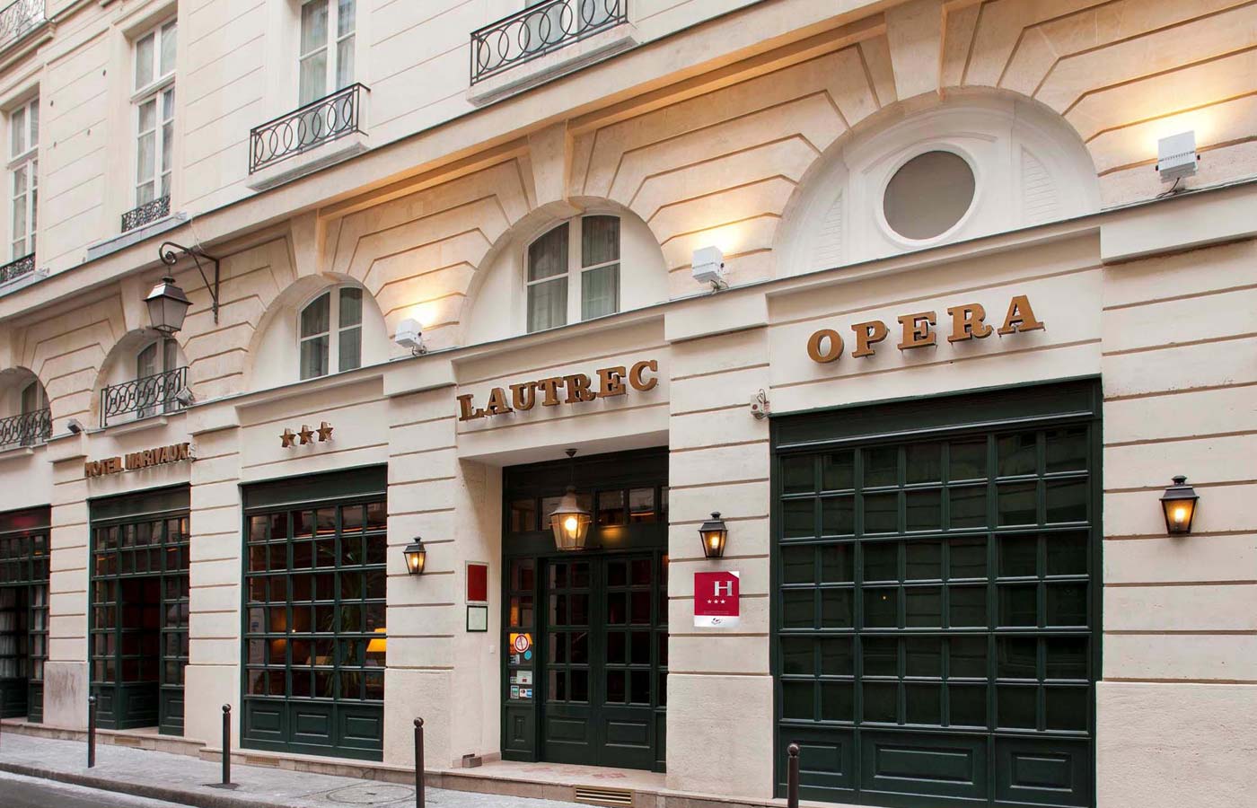 My Travelution - Travel Club - Lautrec Opera Hotel