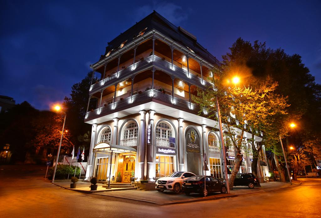 My Travelution - Travel Club - River Side Hotel