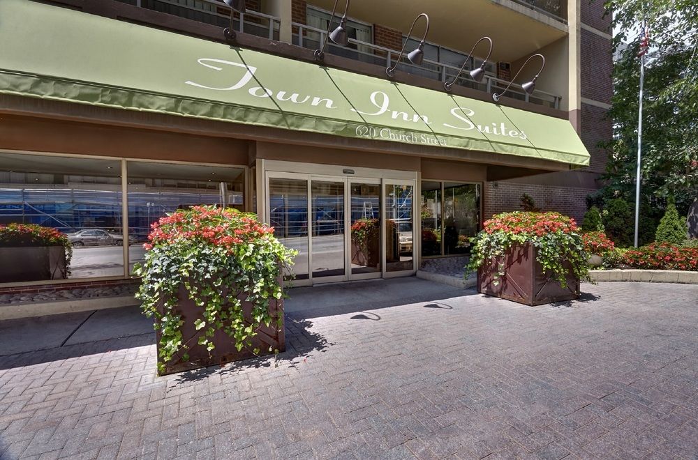 My Travelution - Travel Club - Town Inn Suites Toronto