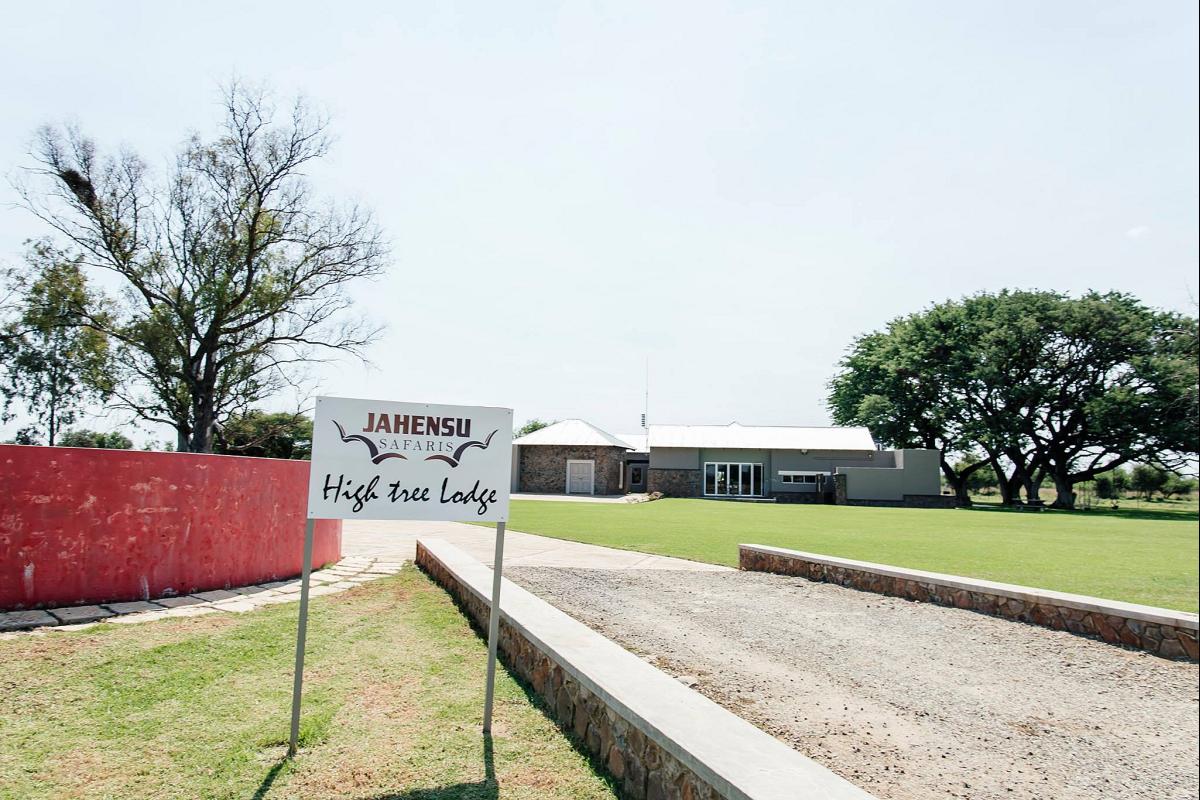 My Travelution - Travel Club - Jahensu Safaris-High Tree Lodge