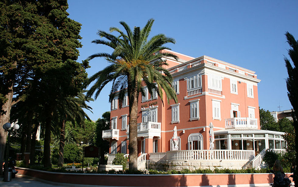 My Travelution - Travel Club - Hotel Zagreb Dubrovnik