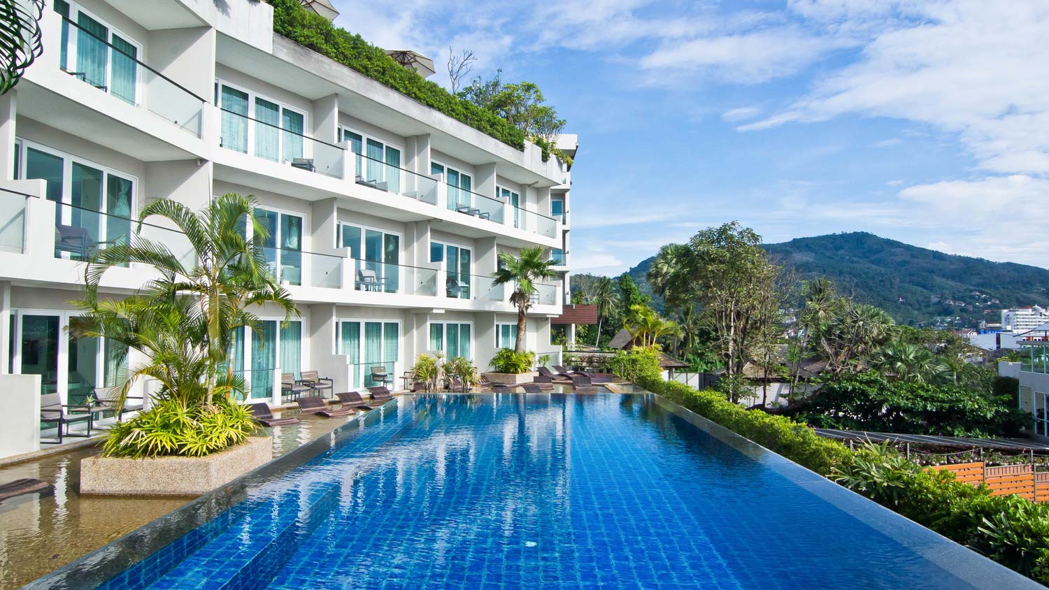 My Travelution - Travel Club - Sand Sea Resort Krabi