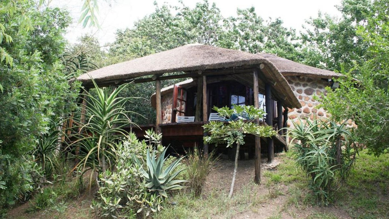 My Travelution - Travel Club - Shapes of Africa Rustic Stayover