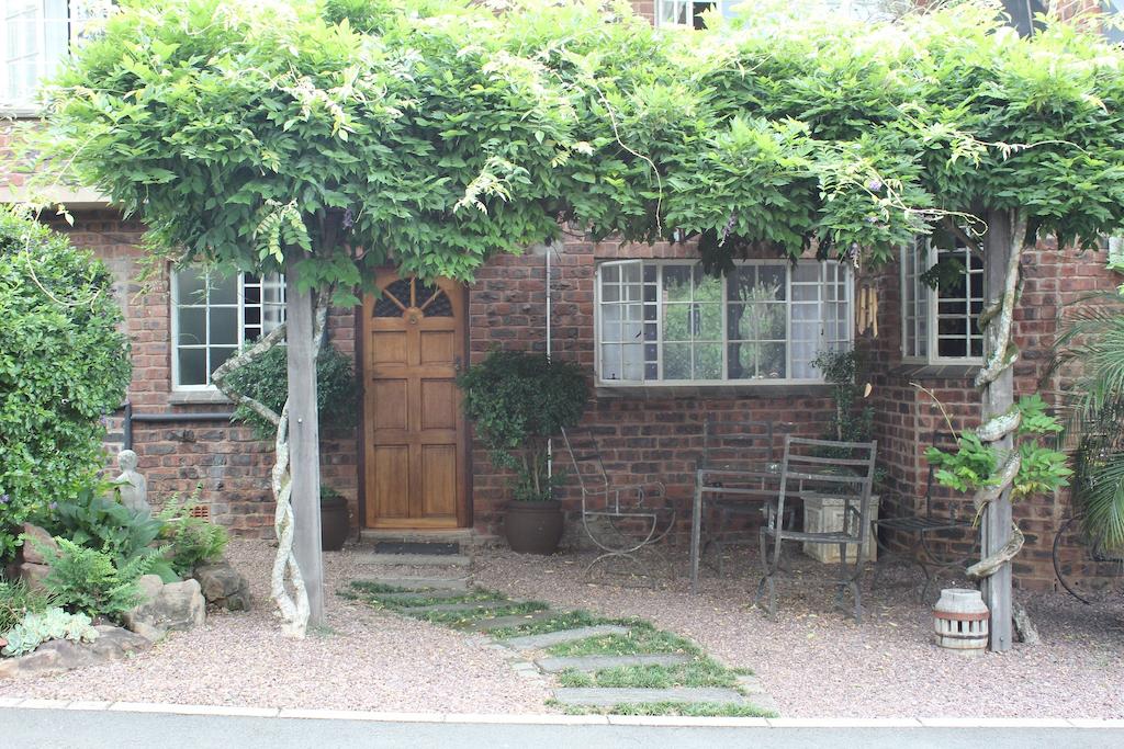 My Travelution - Travel Club - Babbling Brook Bed & Breakfast