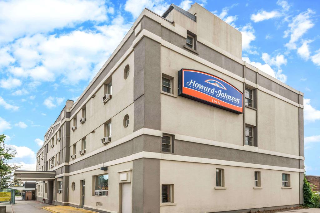 My Travelution - Travel Club - Howard Johnson Inn Toronto Downtown West