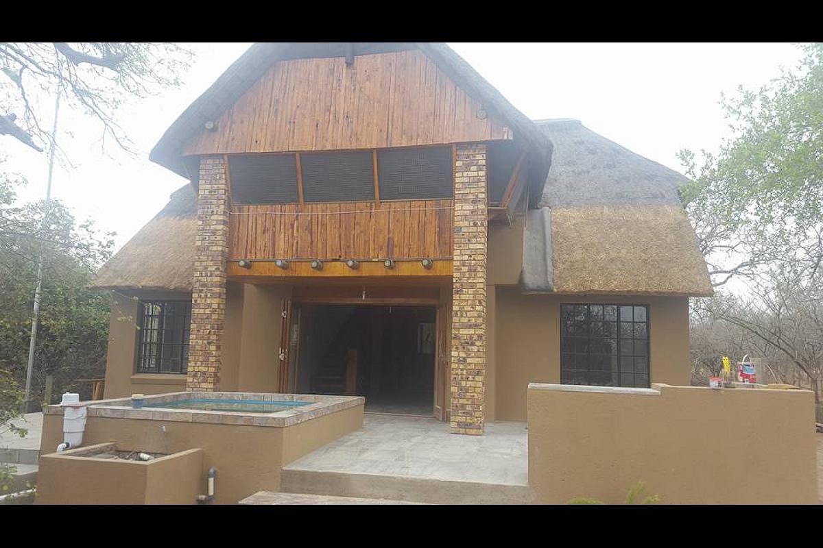 My Travelution - Travel Club - Feathers Marloth Kruger