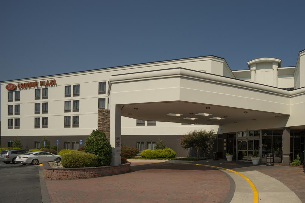 My Travelution - Travel Club - Crowne Plaza Dulles Airport