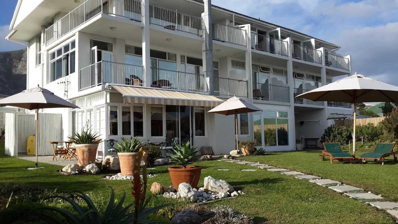 My Travelution - Travel Club - Hermanus Beach Villa