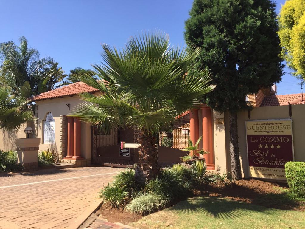 My Travelution - Travel Club - Le Cozmo Guesthouse