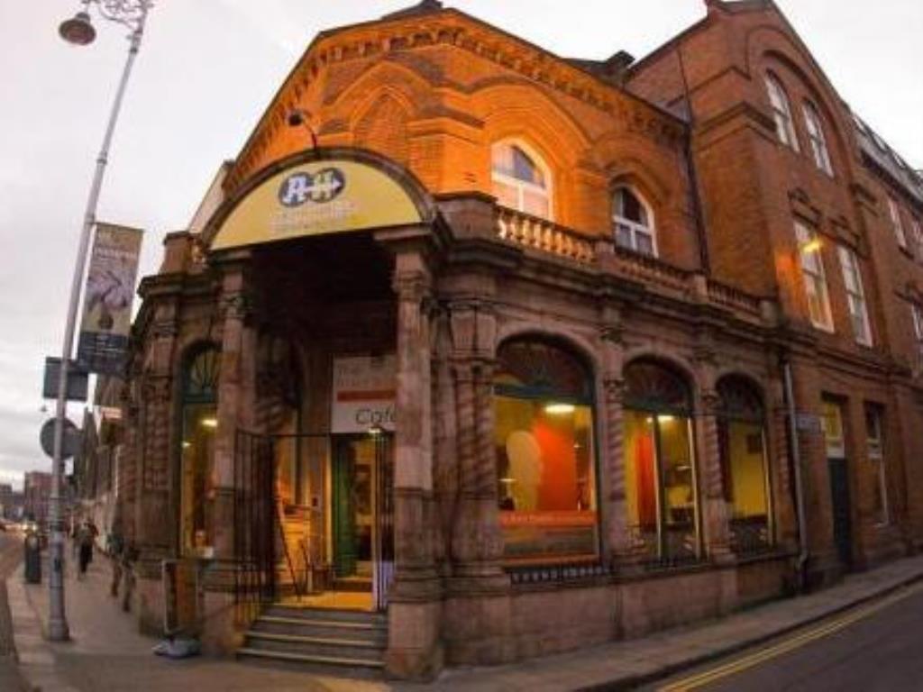 My Travelution - Travel Club - Avalon House Hostel
