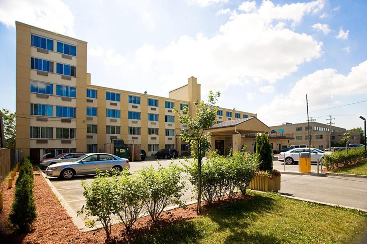 My Travelution - Travel Club - Ramada Plaza Montreal