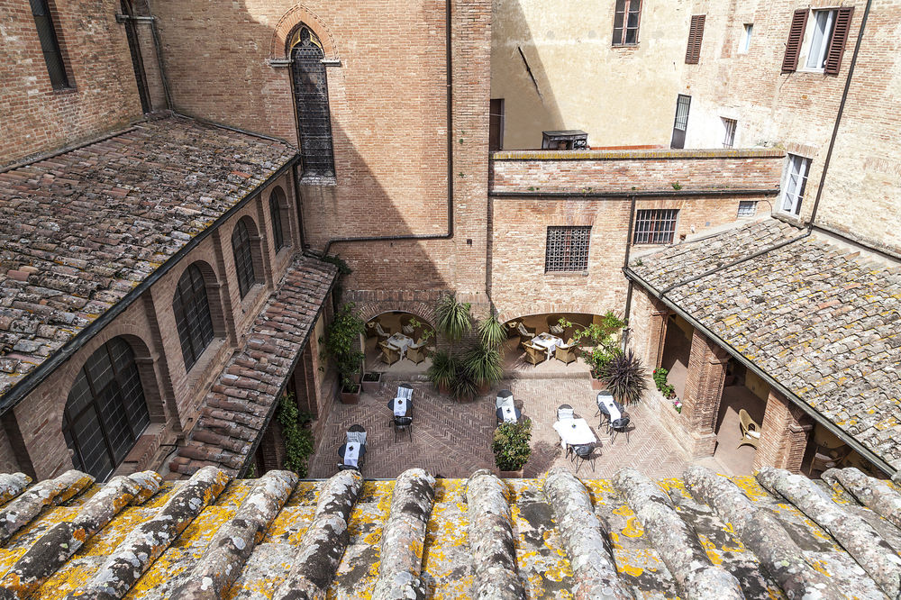 My Travelution - Travel Club - IL Chiostro del Carmine