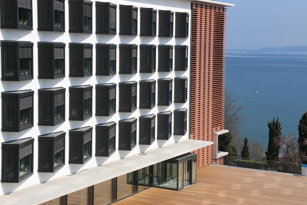 My Travelution - Travel Club - Lake Geneva Hotel