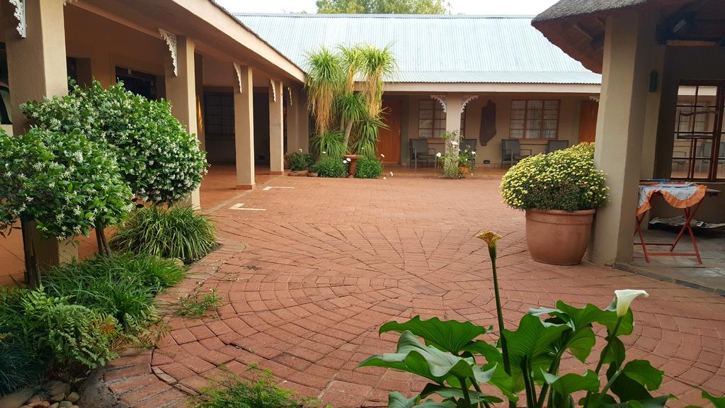 My Travelution - Travel Club - Azalea Guest House