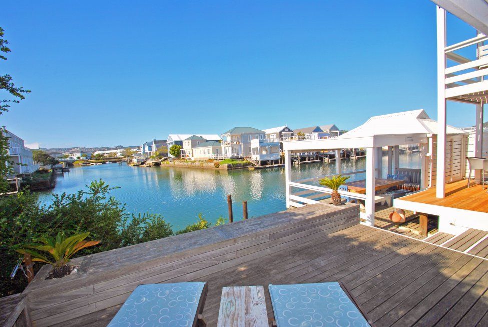 My Travelution - Travel Club - Thesen Islands - Well Appointed Luxury Apartment