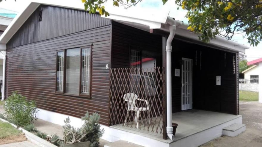 My Travelution - Travel Club - Langebaan Holiday Homes - Lavender Cottage
