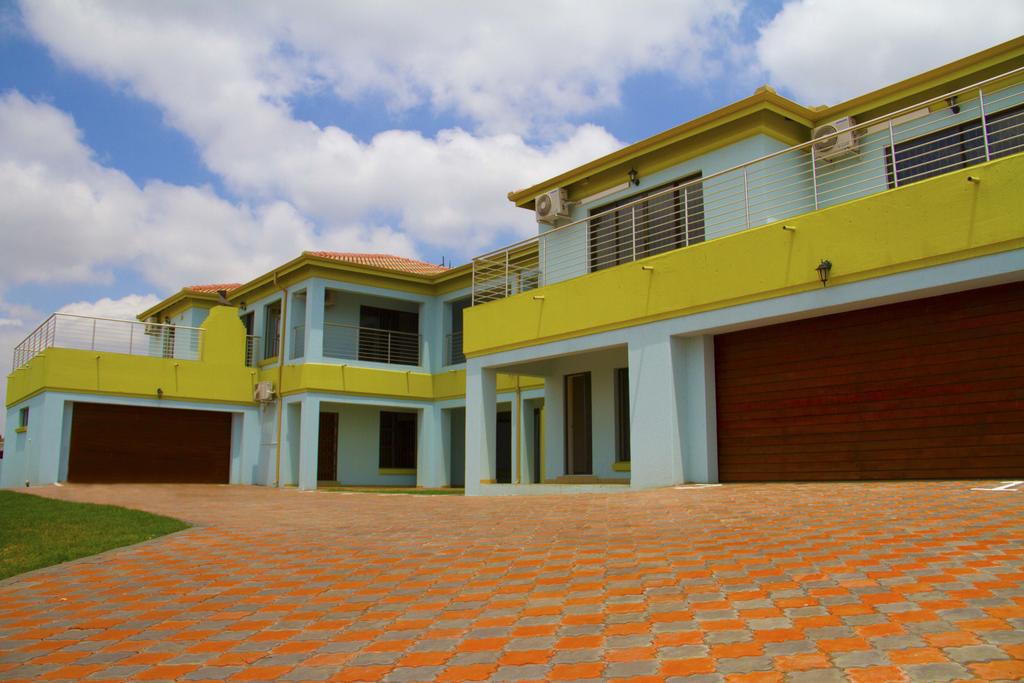 My Travelution - Travel Club - Estoby Executive Guest House