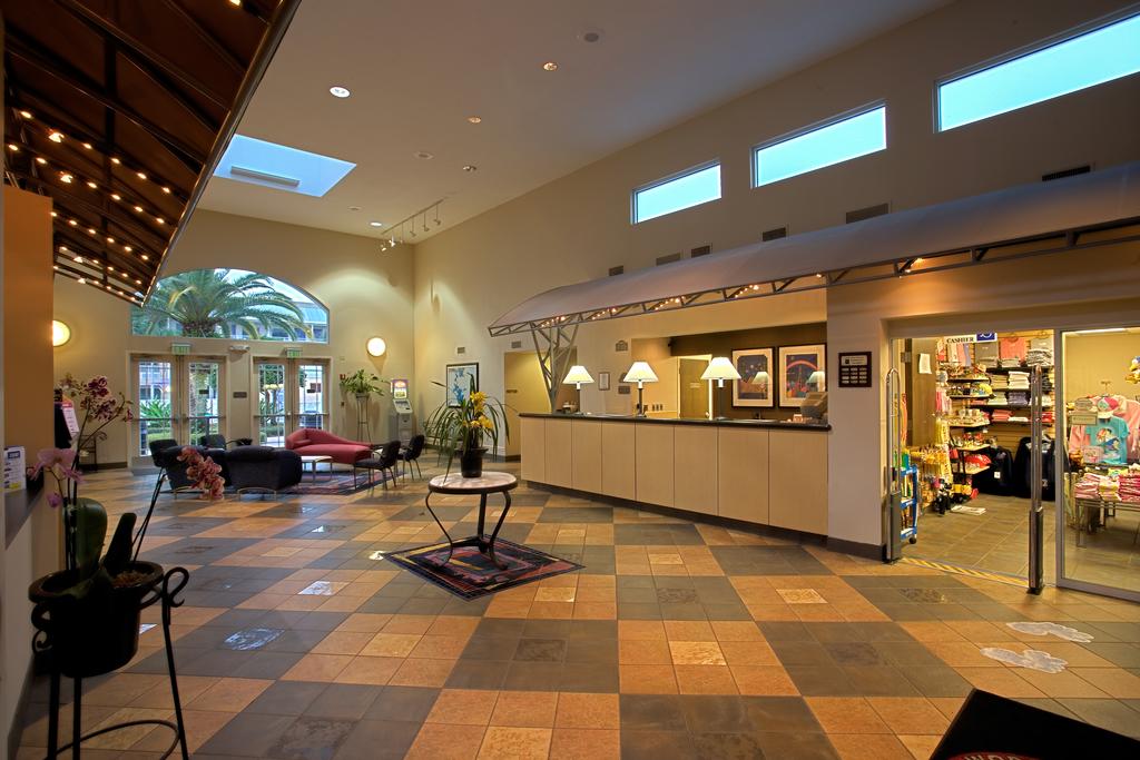 My Travelution - Travel Club - Clarion Suites Maingate