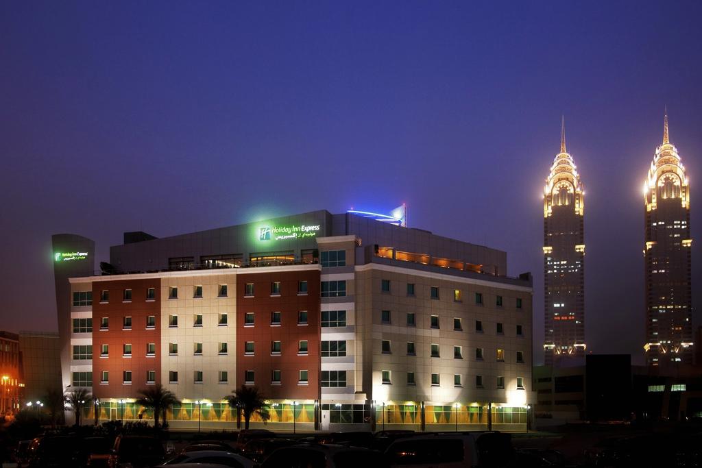 My Travelution - Travel Club - Holiday Inn Express Dubai Internet City