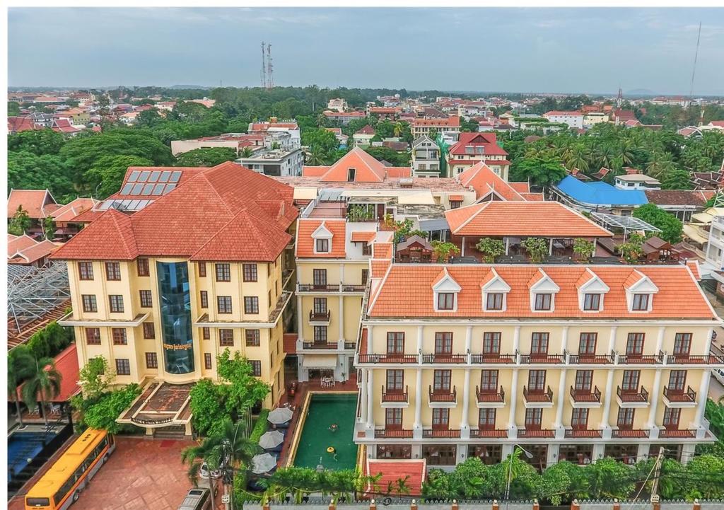 My Travelution - Travel Club - Royal Crown Hotel&Spa