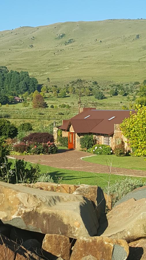 My Travelution - Travel Club - Willow Weir Cottage