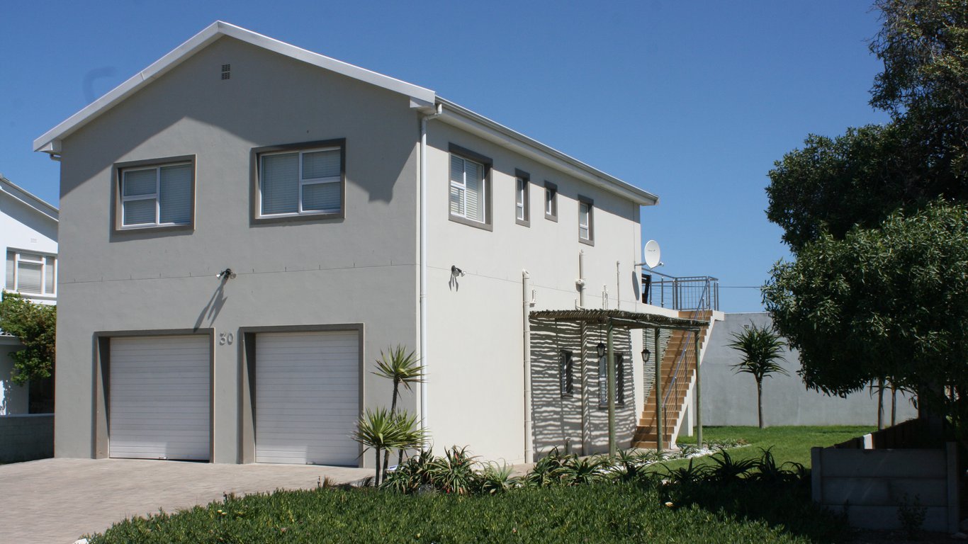 My Travelution - Travel Club - EngelZicht Beach Villa