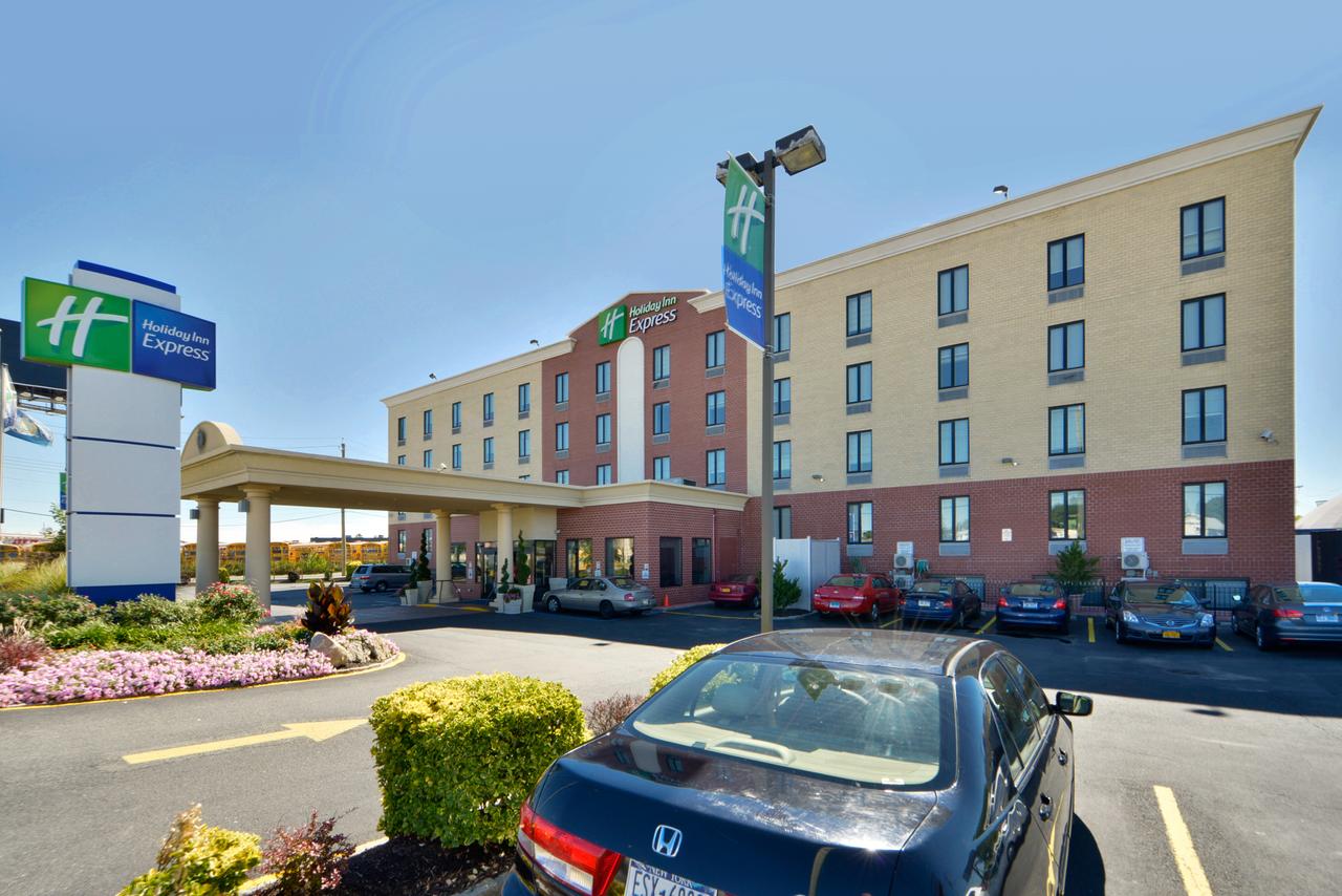 My Travelution - Travel Club - Holiday Inn Express New York JFK